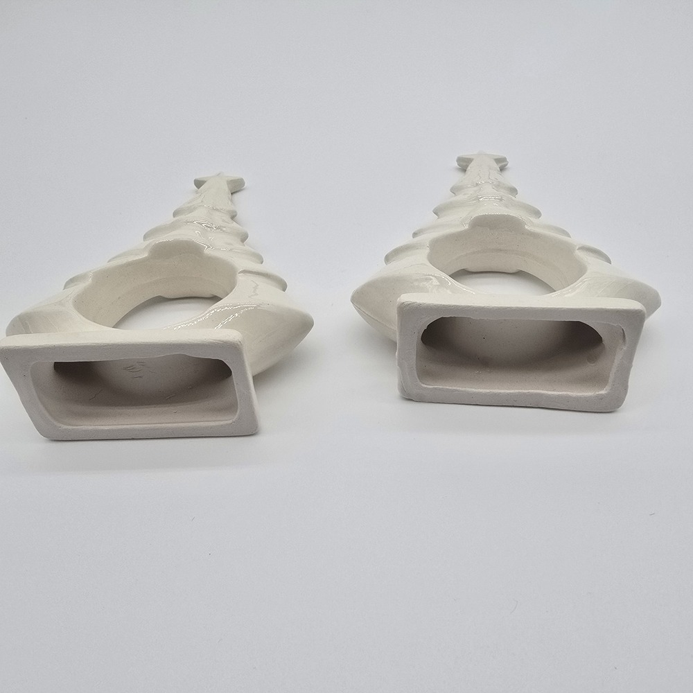 2 Ceramic Porcelain Off White Christmas Tree Napkin Rings‎ Vintage 4"x2.75" - Picture 2 of 4